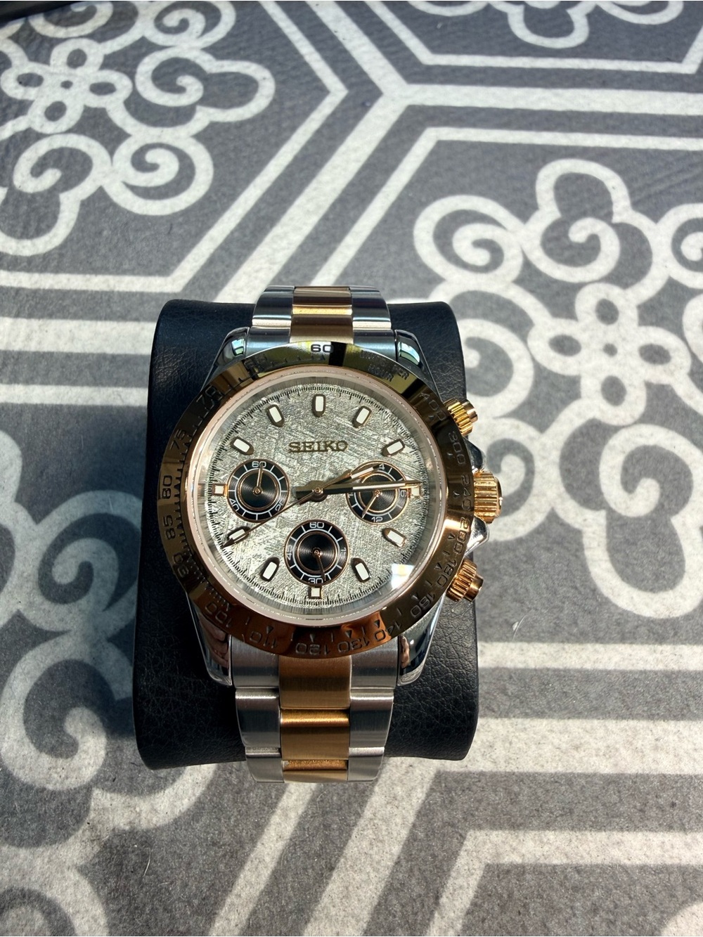 Seiko Men’s Two-Tone Chronograph Watch in Silver and Gold